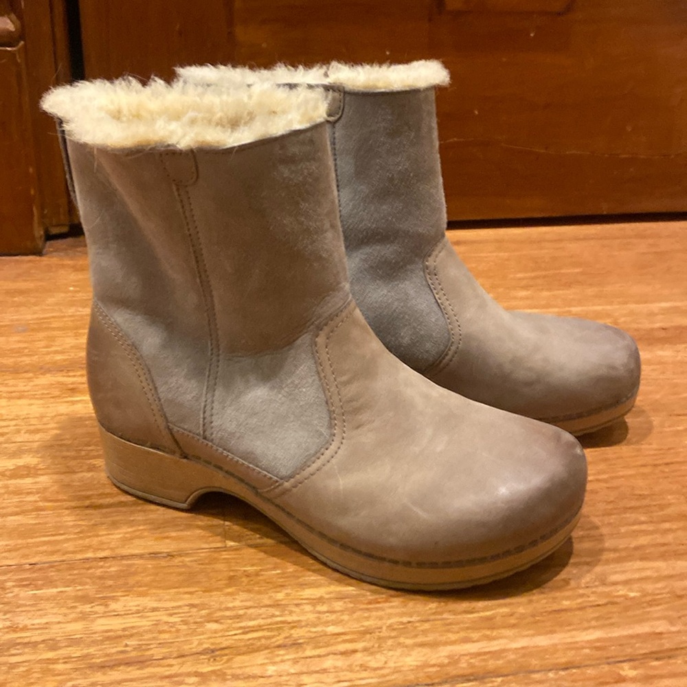Dansko fleece lined clogs